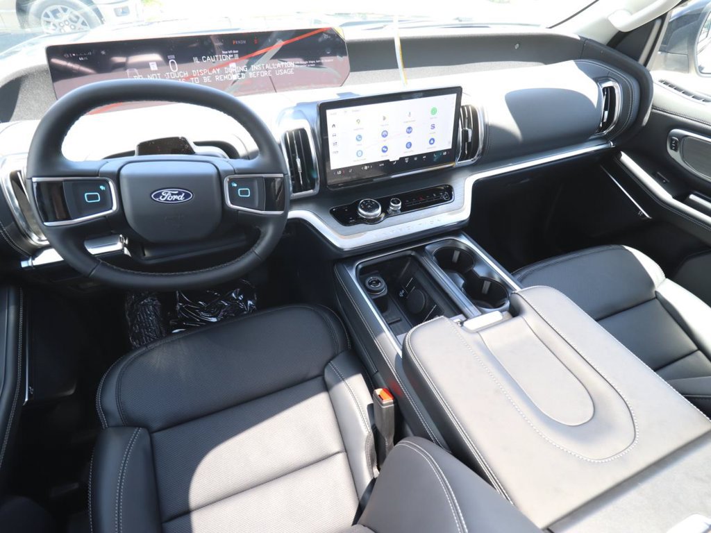 New 2027 Ford Expedition Platinum w/ Driver's Package RWD image 10