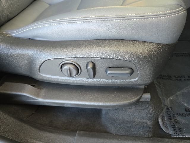 Used 2024 Buick Enclave Essence w/ Experience Buick Package AWD/4WD image 53