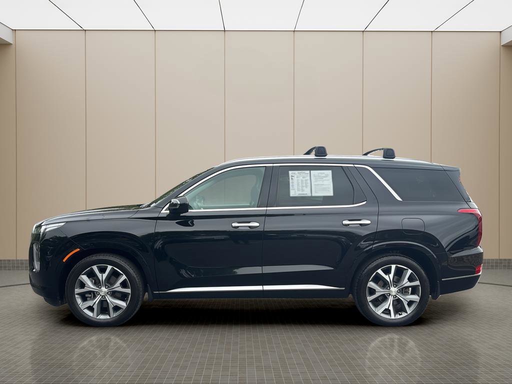 Used 2022 Hyundai Palisade Limited w/ Winter Package AWD/4WD image 2