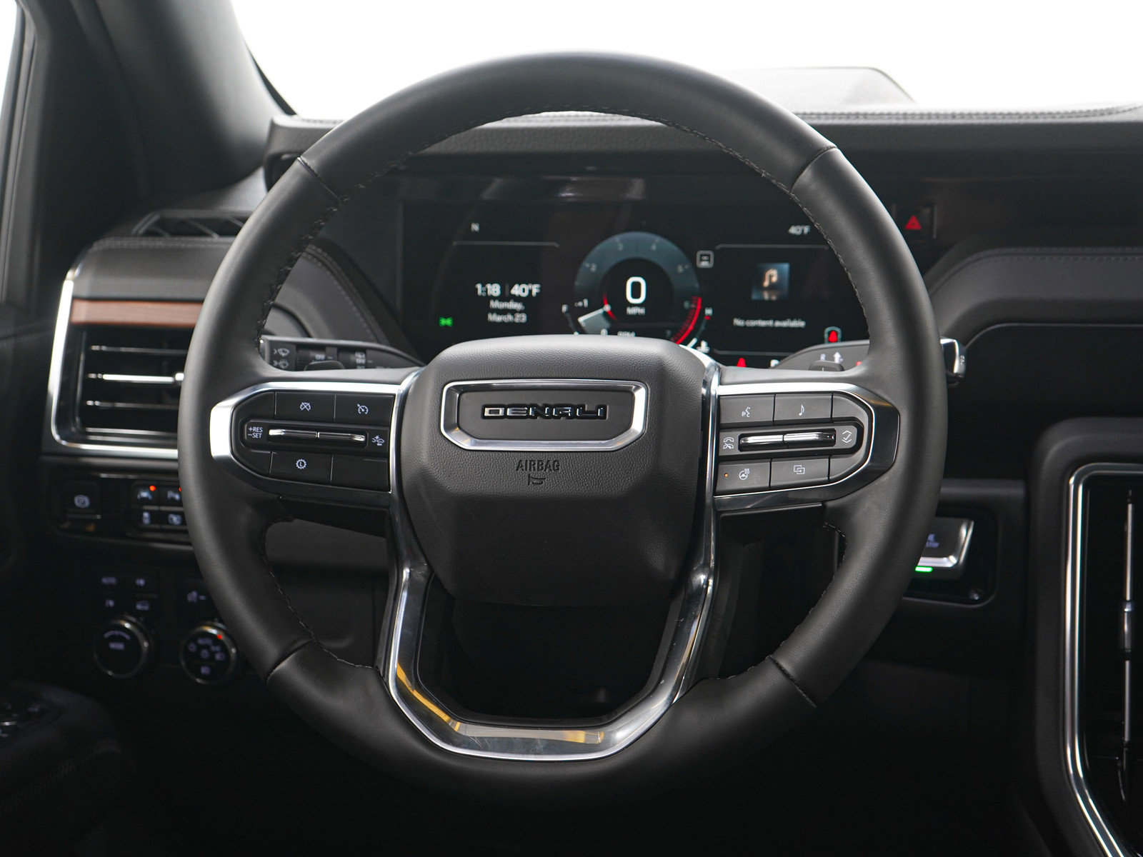 Used 2025 GMC Yukon Denali image 19