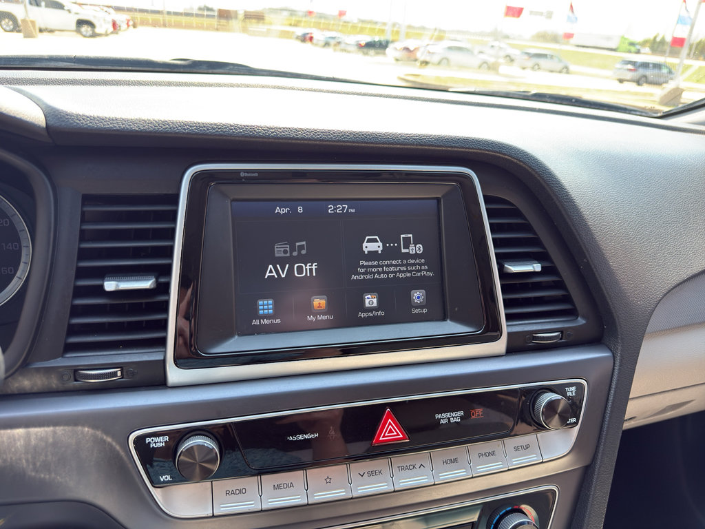 Used 2019 Hyundai Sonata SE image 16