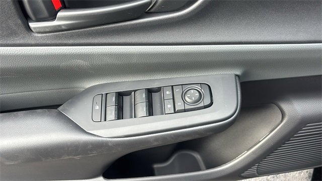 New 2026 Toyota Prius LE image 10