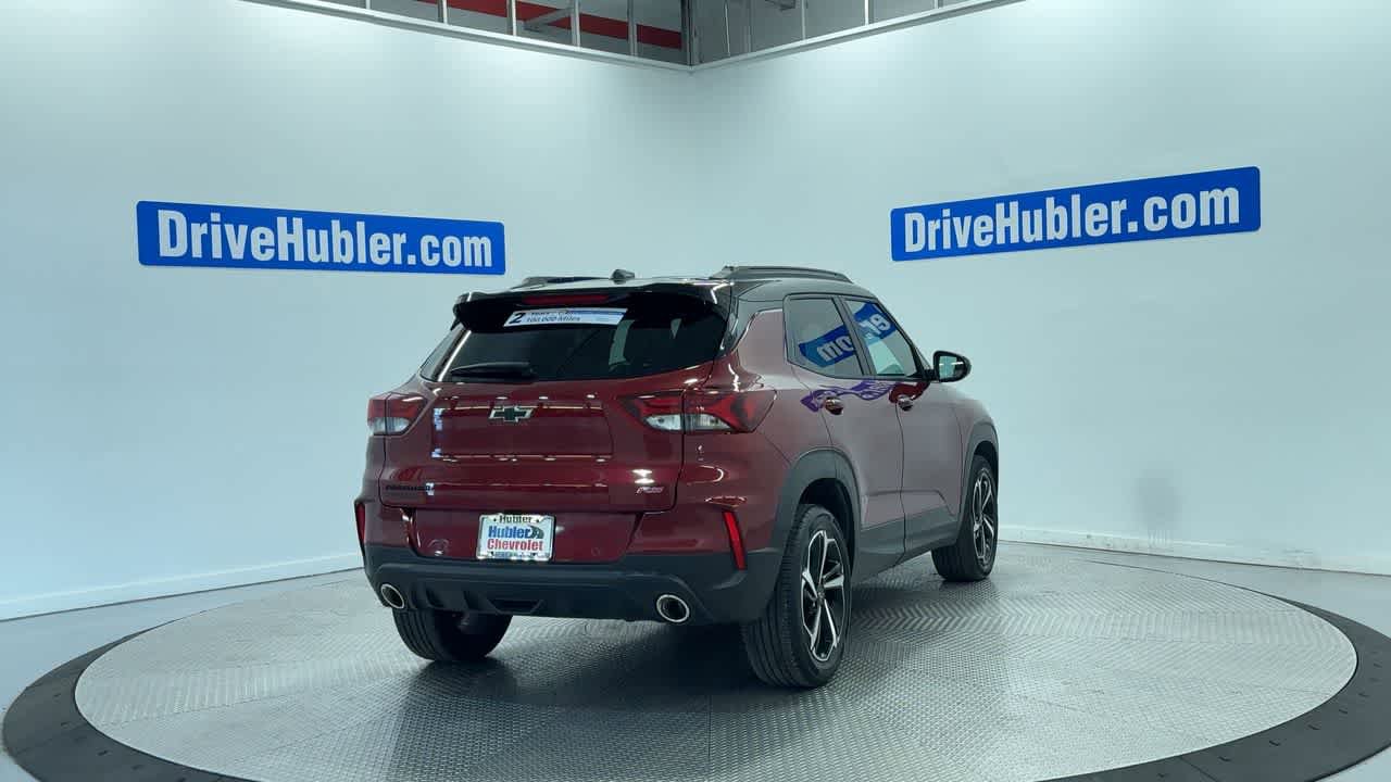 Used 2023 Chevrolet TrailBlazer RS w/ Convenience Package FWD image 2
