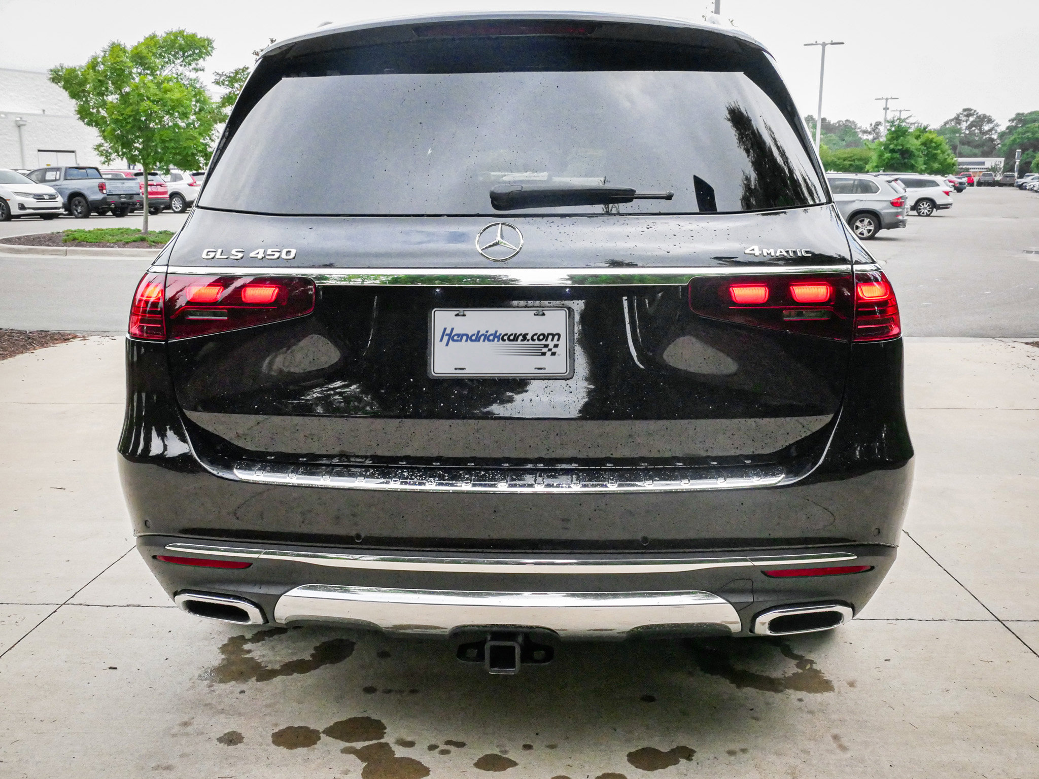 Used 2024 Mercedes-Benz GLS 450 4MATIC image 9