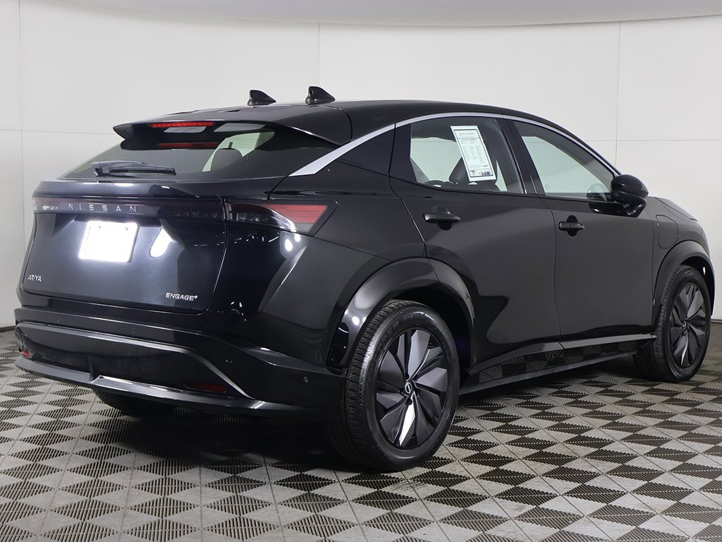 Used 2023 Nissan Ariya FWD image 13