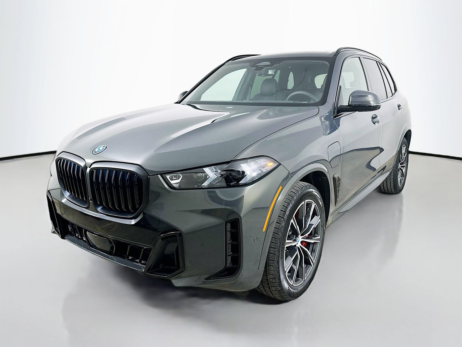 New 2026 BMW X5 xDrive50e w/ M Sport Package