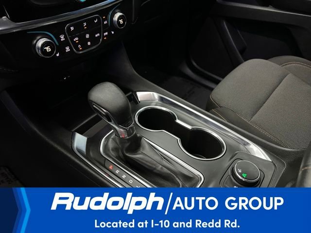 Used 2021 Chevrolet Traverse LT image 23