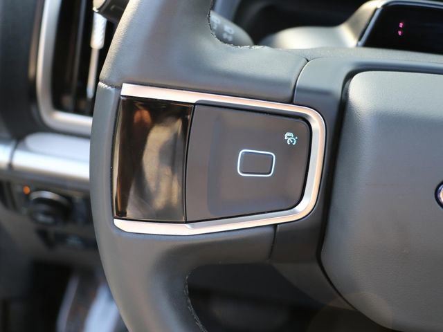 Used 2025 Ford Expedition Active AWD/4WD image 29