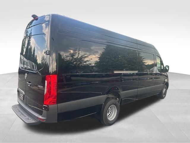New 2025 Mercedes-Benz Sprinter 4500 image 5