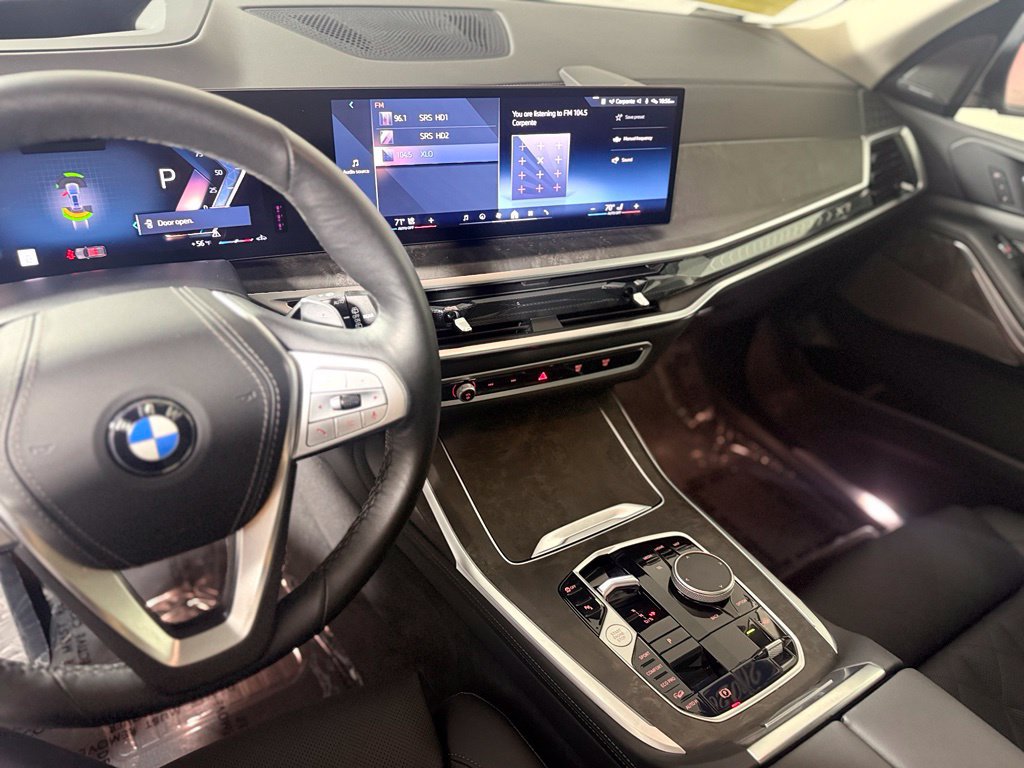 Used 2026 BMW X7 xDrive40i AWD/4WD image 17