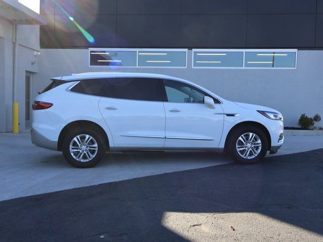 Used 2021 Buick Enclave Essence image 8