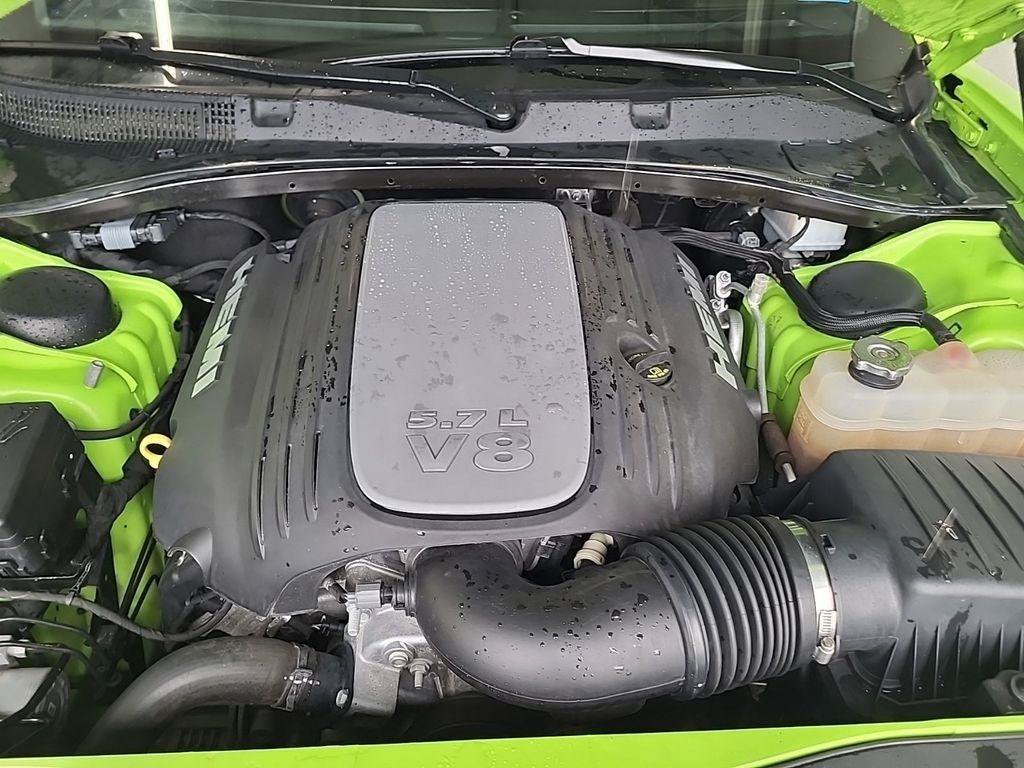 Used 2023 Dodge Charger R/T w/ Plus Group RWD image 8