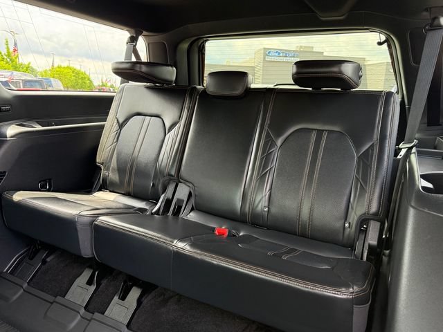 Certified 2022 Ford Expedition Max Platinum AWD/4WD image 10