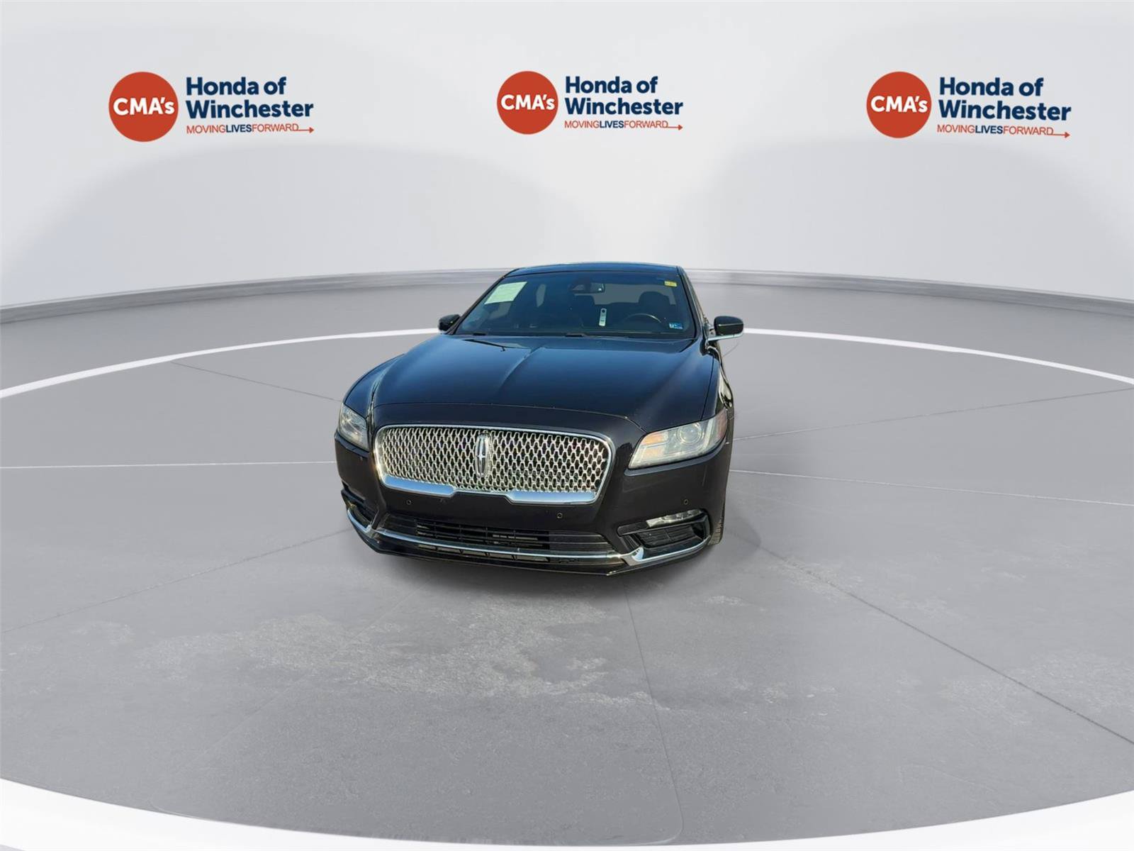 Used 2019 Lincoln Continental Select w/ Continental Climate Package AWD/4WD image 6