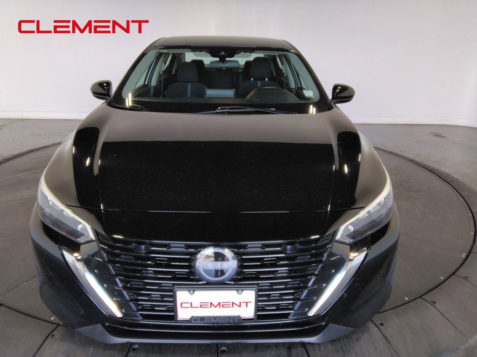 Used 2024 Nissan Sentra SV FWD image 3