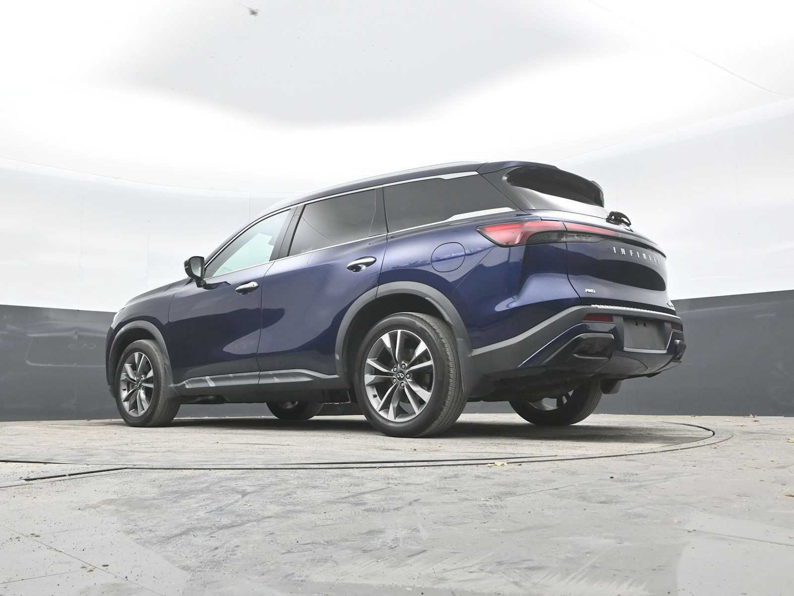 Used 2023 INFINITI QX60 Luxe w/ Cargo Package AWD/4WD image 45