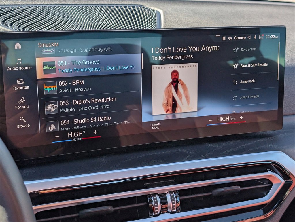 Used 2023 BMW 330i xDrive Sedan w/ Premium Package image 26