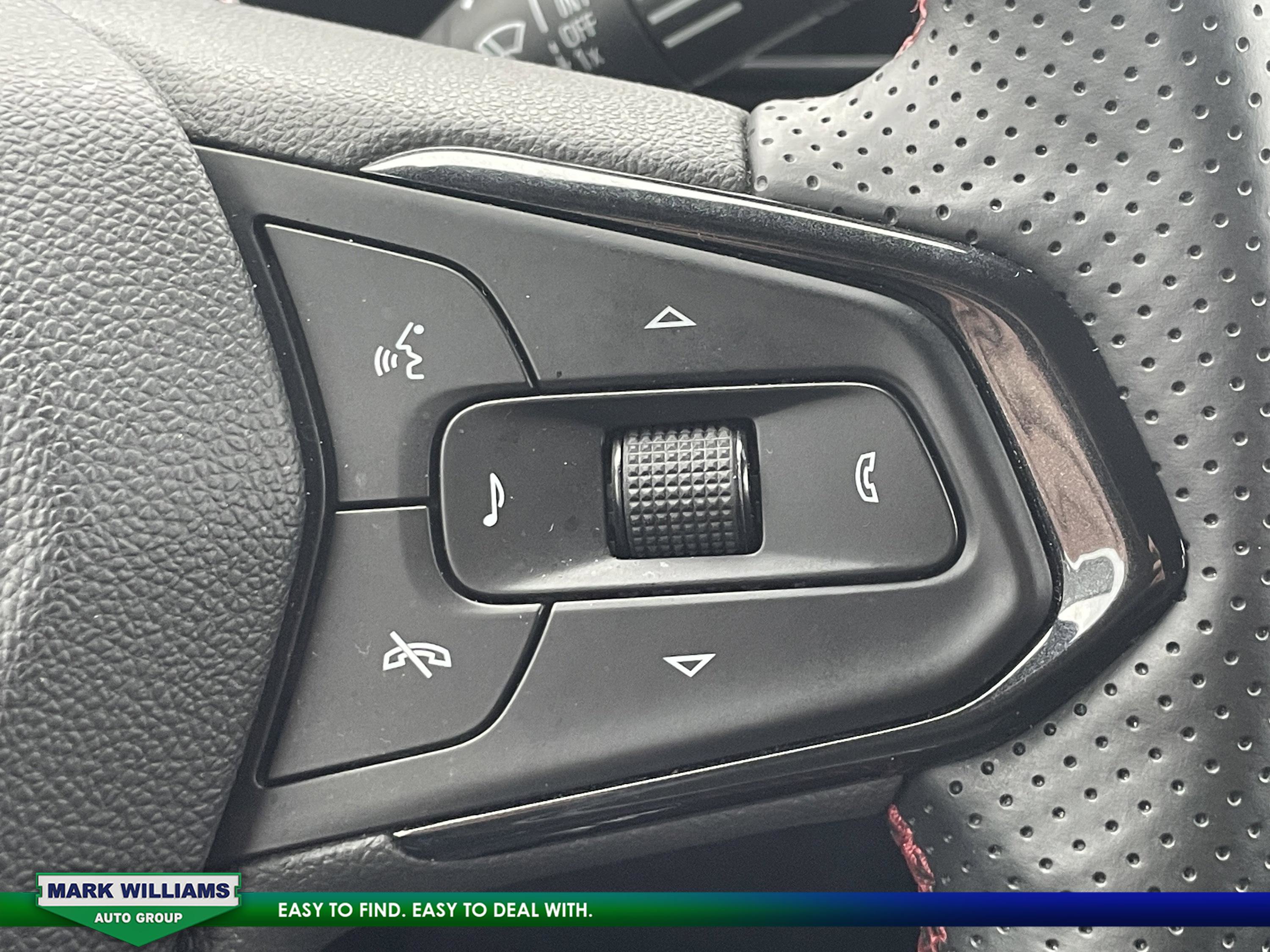 Used 2024 Chevrolet Trax RS image 19