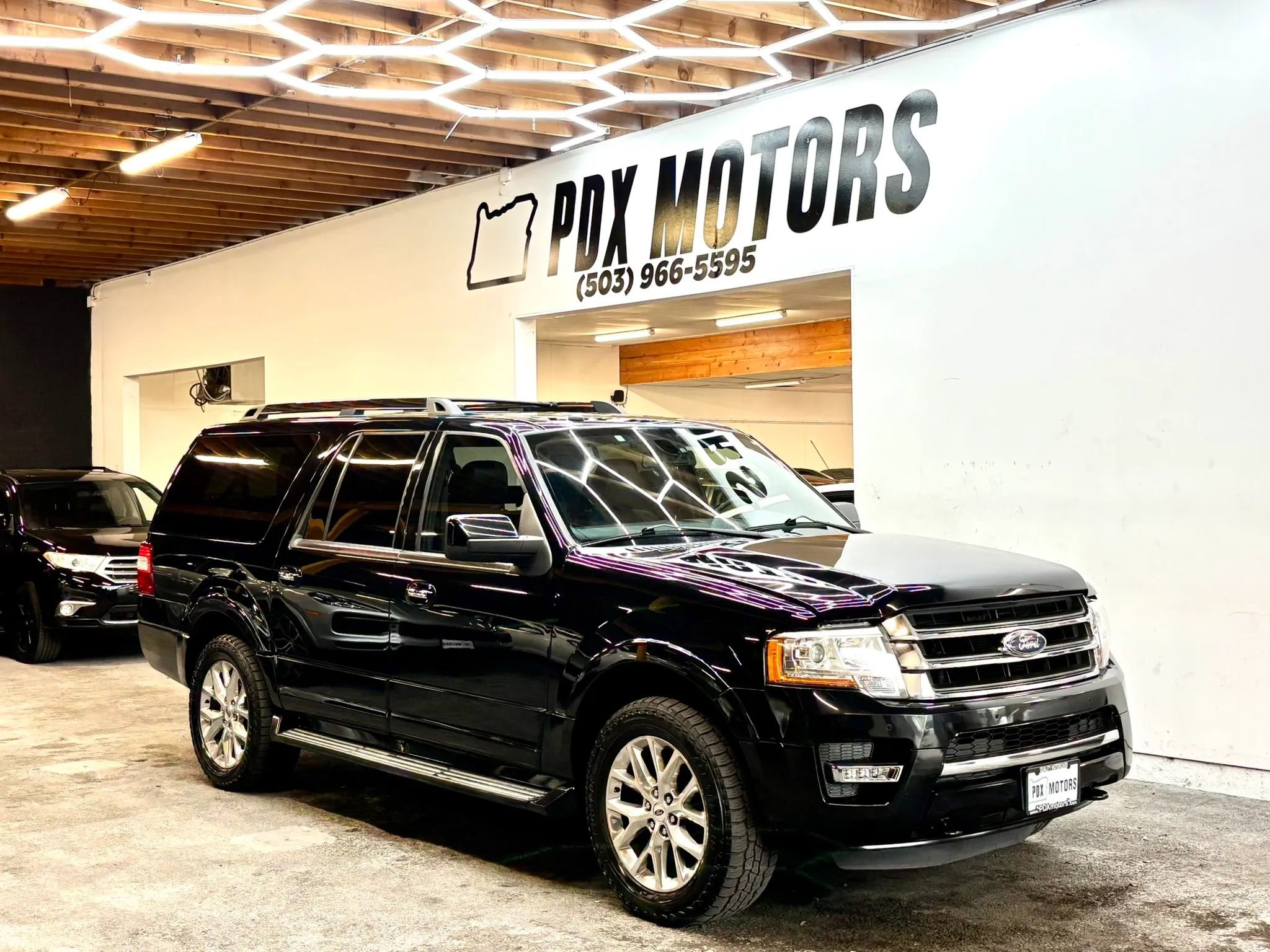 Used 2017 Ford Expedition EL Limited AWD/4WD image 1