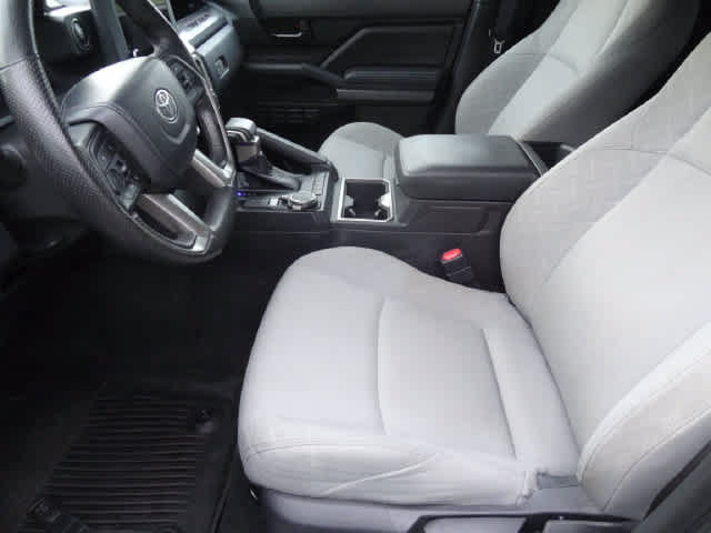 Used 2024 Toyota Tacoma SR5 AWD/4WD image 6
