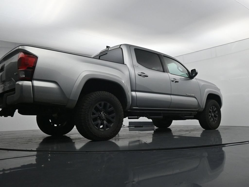 Used 2023 Toyota Tacoma SR5 w/ Technology Package AWD/4WD image 23