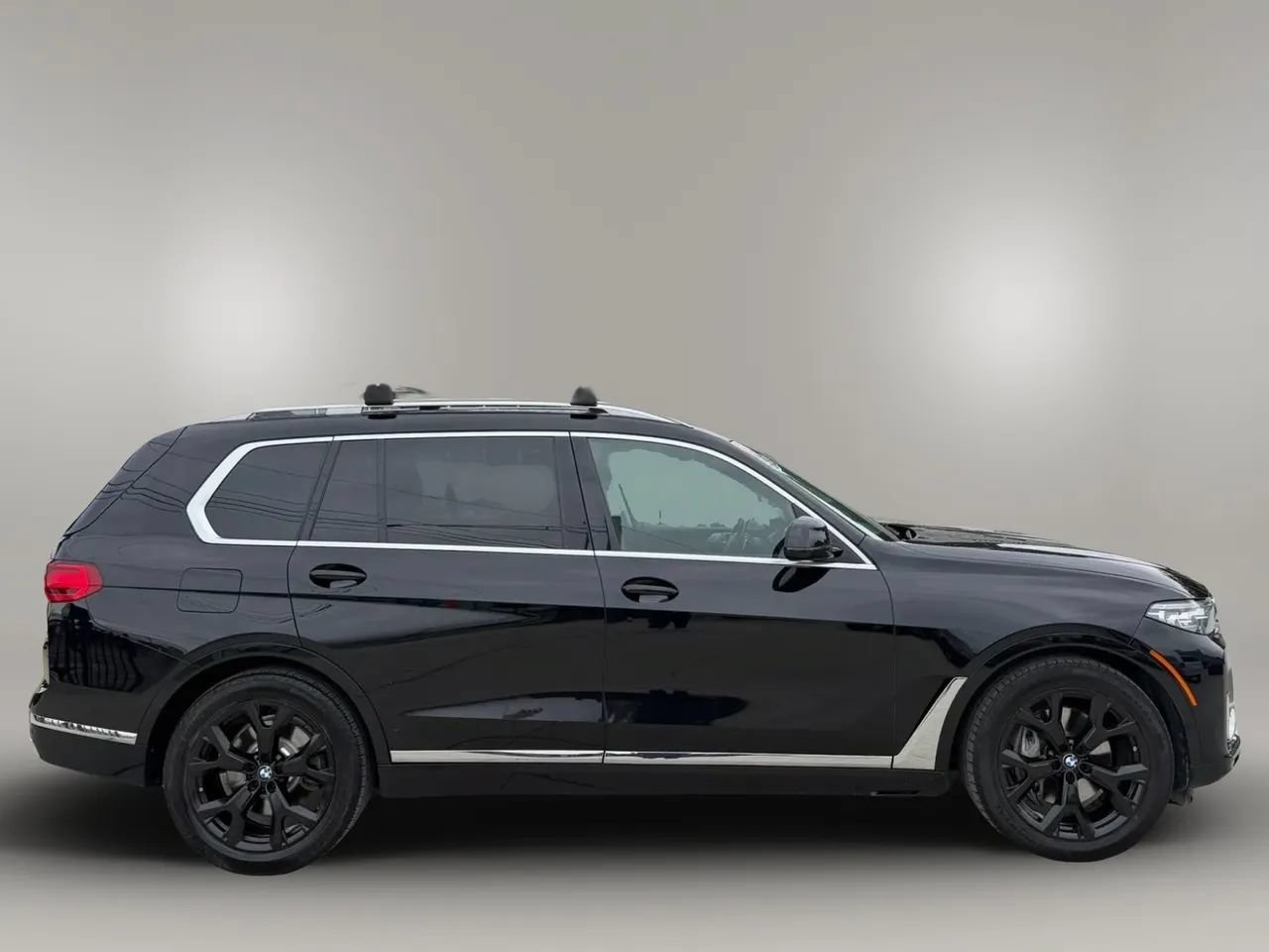 Used 2020 BMW X7 xDrive40i w/ Executive Package AWD/4WD image 8