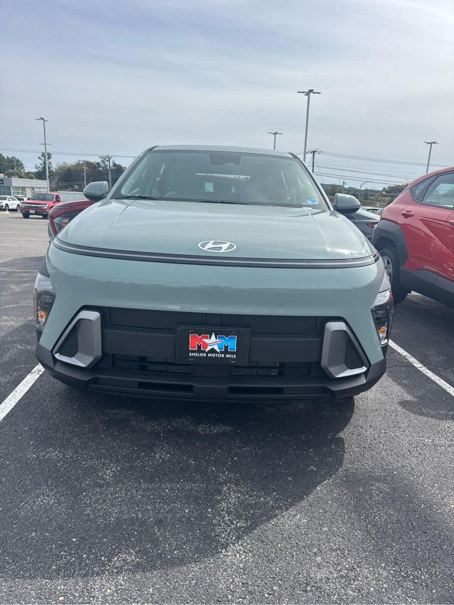 New 2027 Hyundai Kona SE AWD/4WD image 13