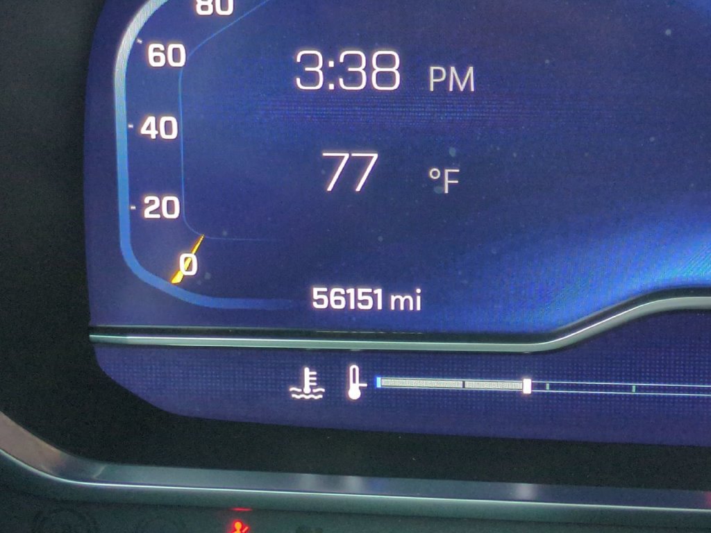 Used 2022 Chevrolet Suburban High Country AWD/4WD image 34