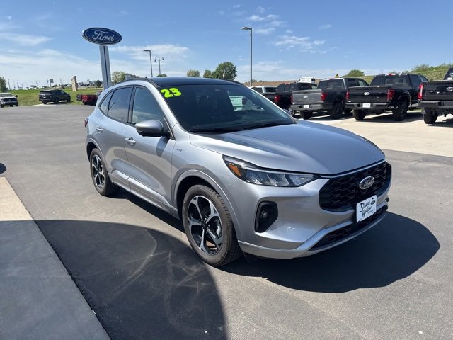 Used 2023 Ford Escape ST-Line Select w/ Tech Pack #2 image 7