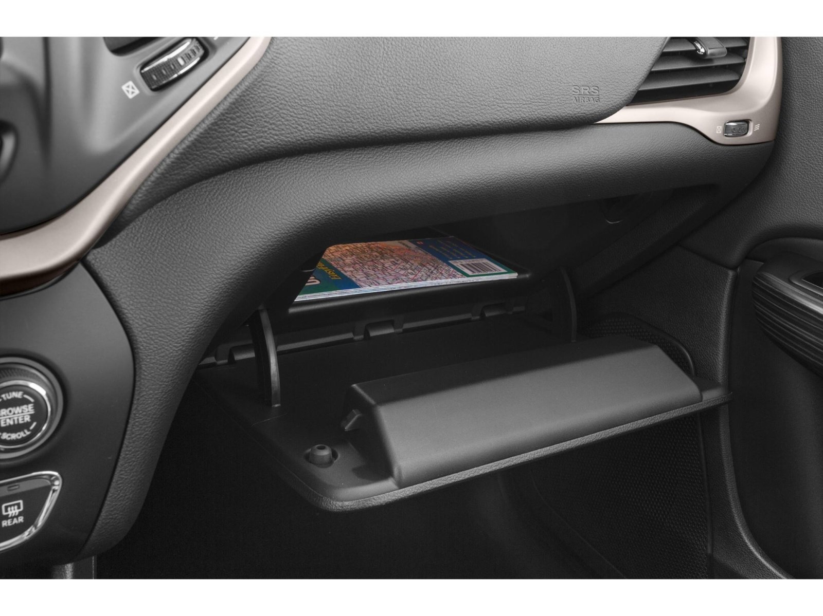 Used 2015 Jeep Cherokee Limited AWD/4WD image 14