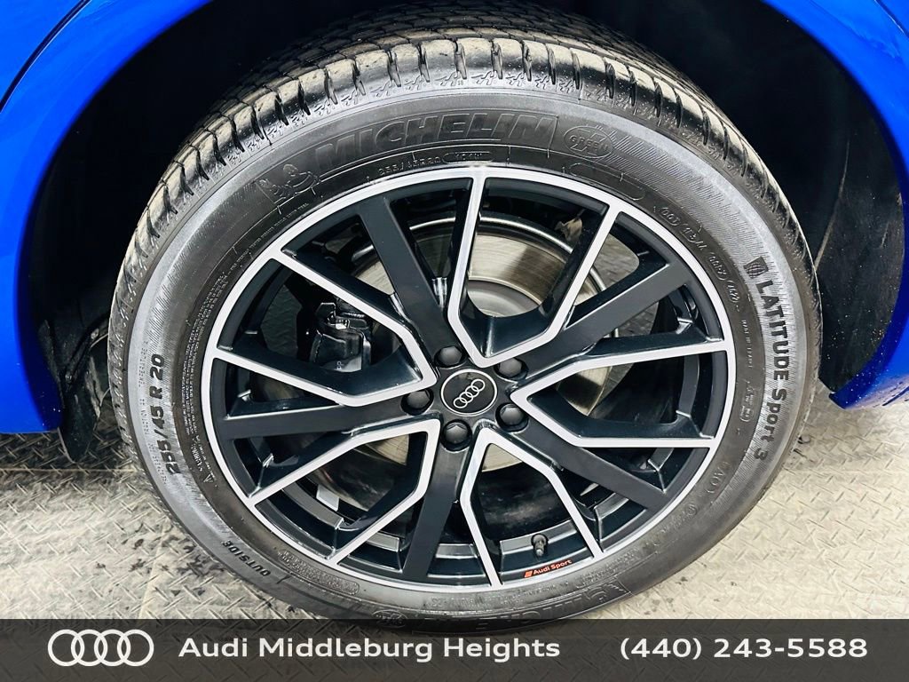 Certified 2023 Audi SQ5 Prestige w/ Prestige Package AWD/4WD image 36