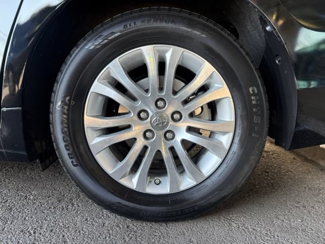 Used 2014 Toyota Sienna XLE FWD image 43