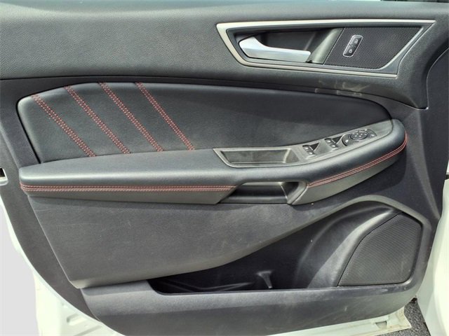 Used 2022 Ford Edge ST-Line image 19
