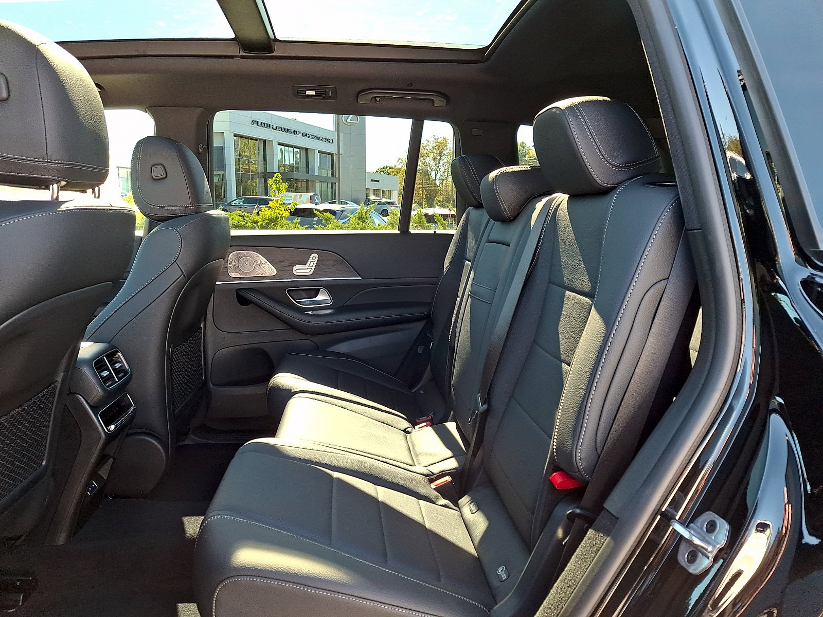 New 2027 Mercedes-Benz GLS 450 4MATIC image 7