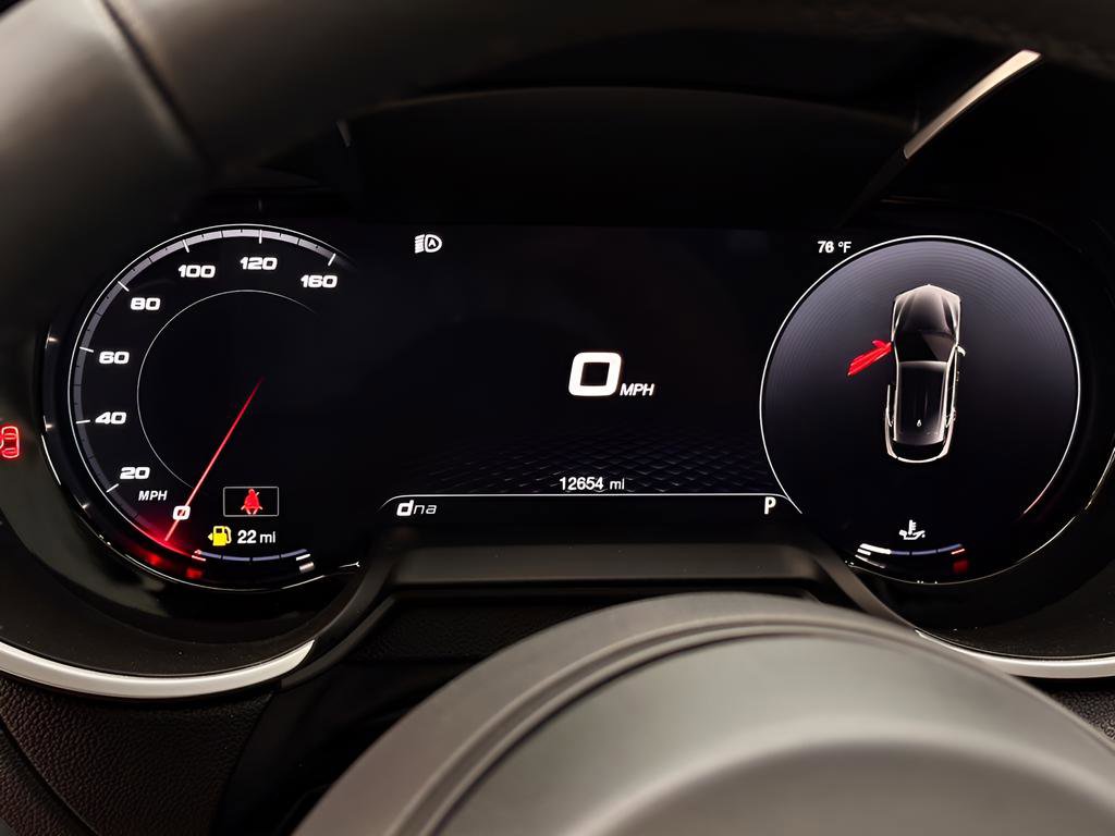 Used 2024 Alfa Romeo Stelvio Veloce image 16