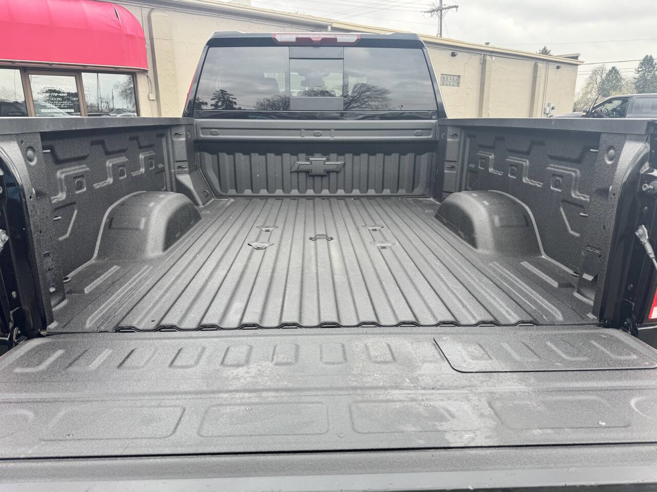 Used 2025 Chevrolet Silverado 2500 LTZ w/ Trail Boss Package image 15