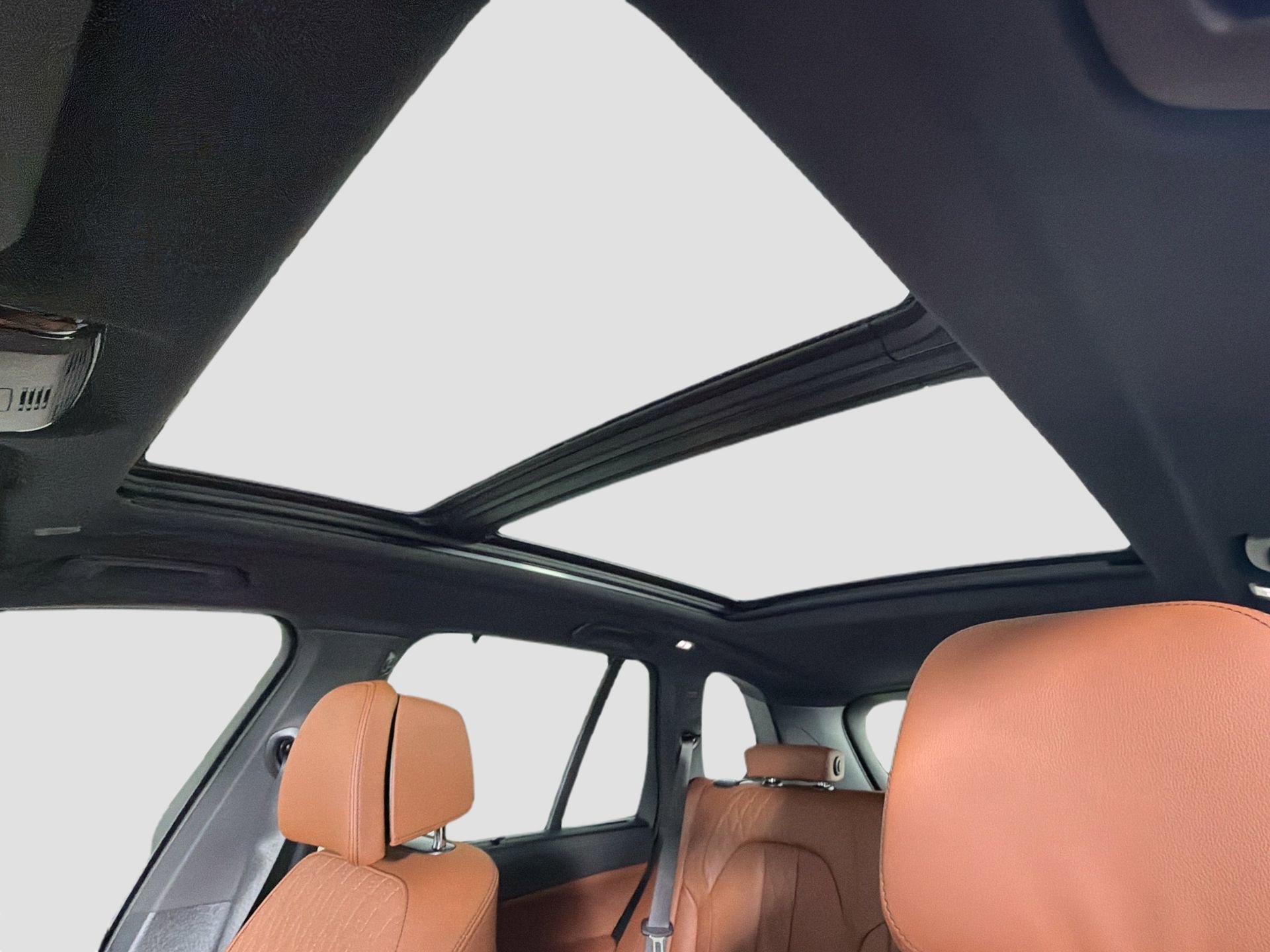 New 2026 BMW X5 M60i image 23