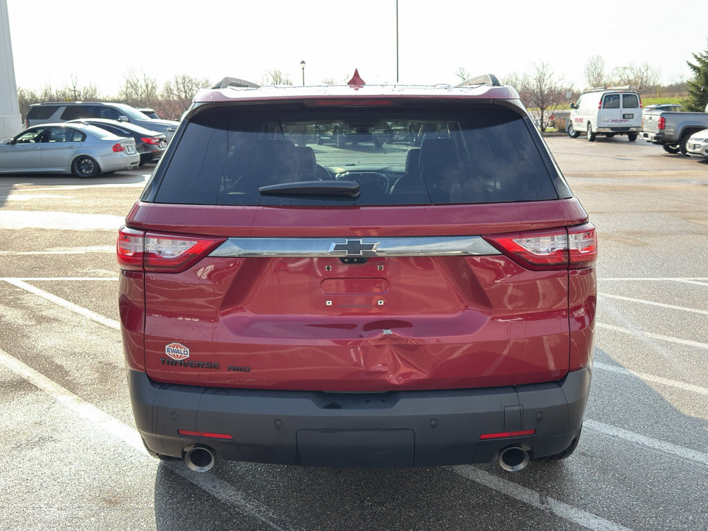 Used 2021 Chevrolet Traverse RS image 4