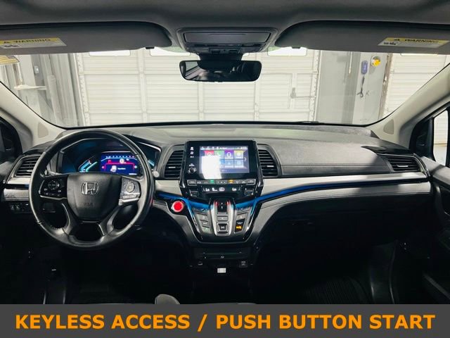 Used 2024 Honda Odyssey Touring image 4