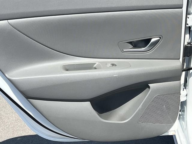 Certified 2021 Hyundai Elantra SEL w/ Cargo Package FWD image 19