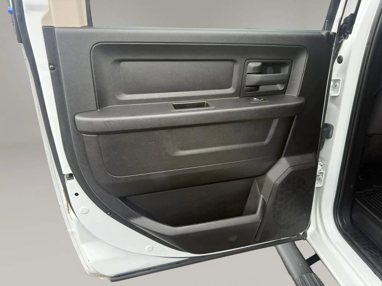 Used 2019 RAM 1500 Express w/ Wheel & Sound Group image 27