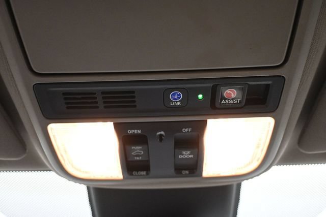 Used 2024 Honda Odyssey Elite image 15