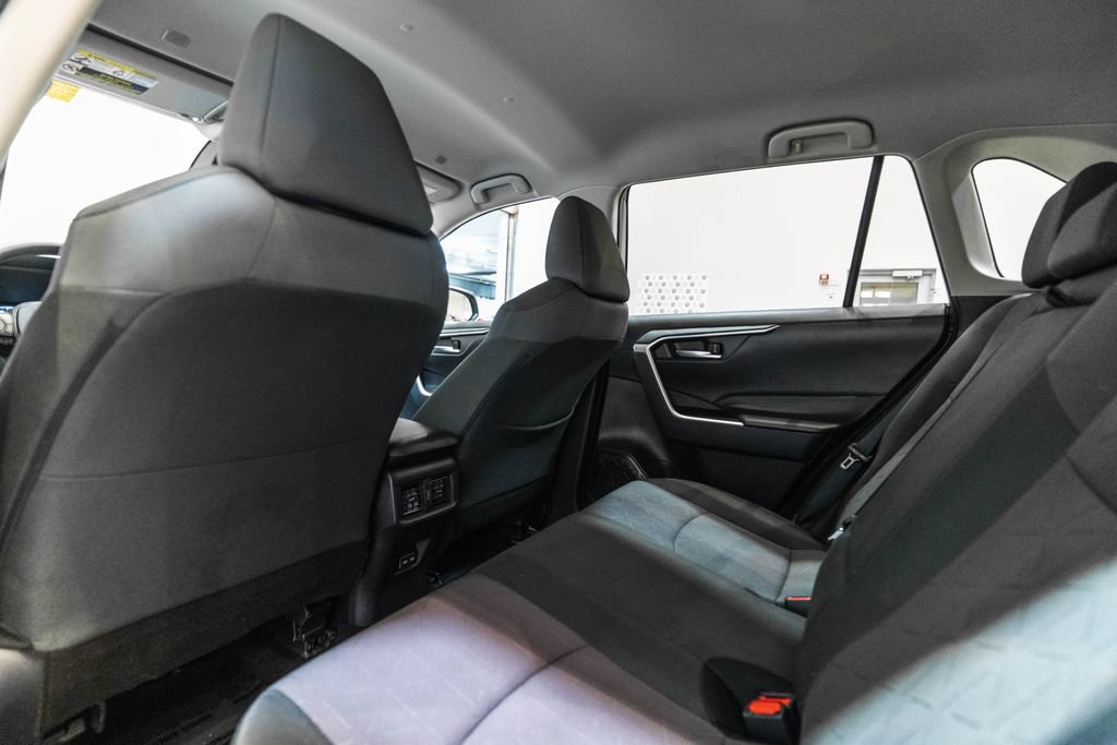 Used 2024 Toyota RAV4 XLE AWD/4WD image 14