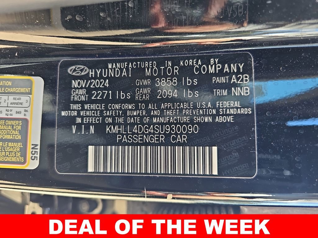 Used 2025 Hyundai Elantra SE image 41