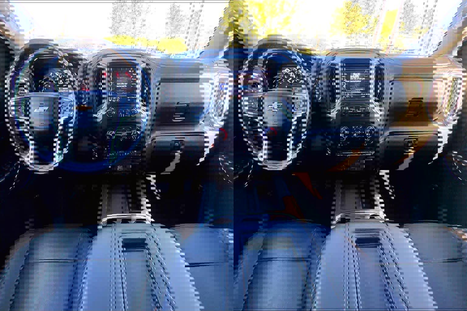 Used 2021 Chevrolet Silverado 1500 LTZ w/ LTZ Convenience Package II image 15