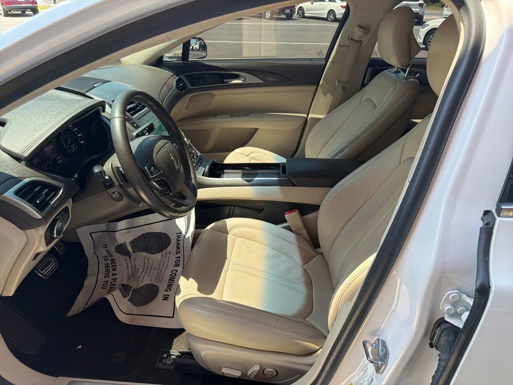 Used 2019 Lincoln MKZ Reserve w/ Reserve Plus Package AWD/4WD image 9