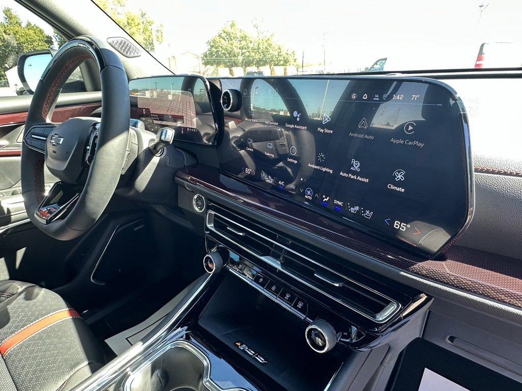 New 2026 Chevrolet Traverse RS image 15