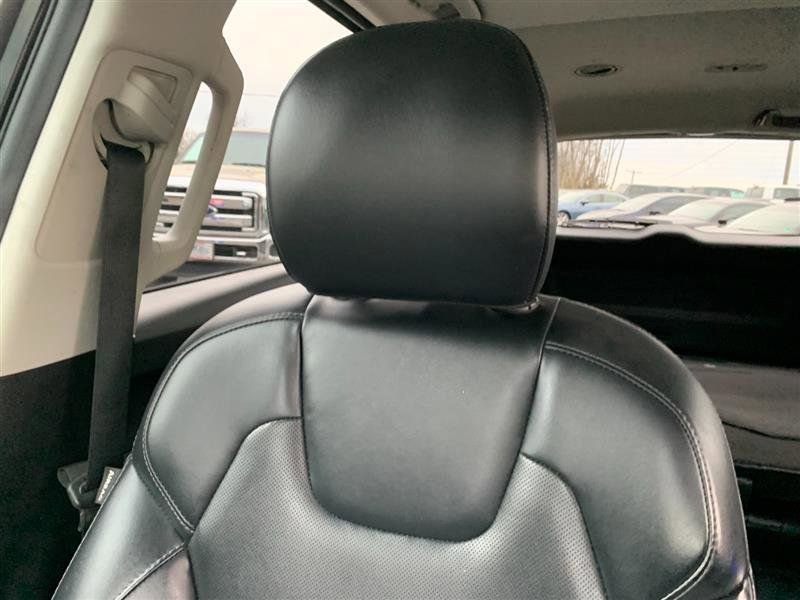 Used 2020 Kia Telluride S image 14