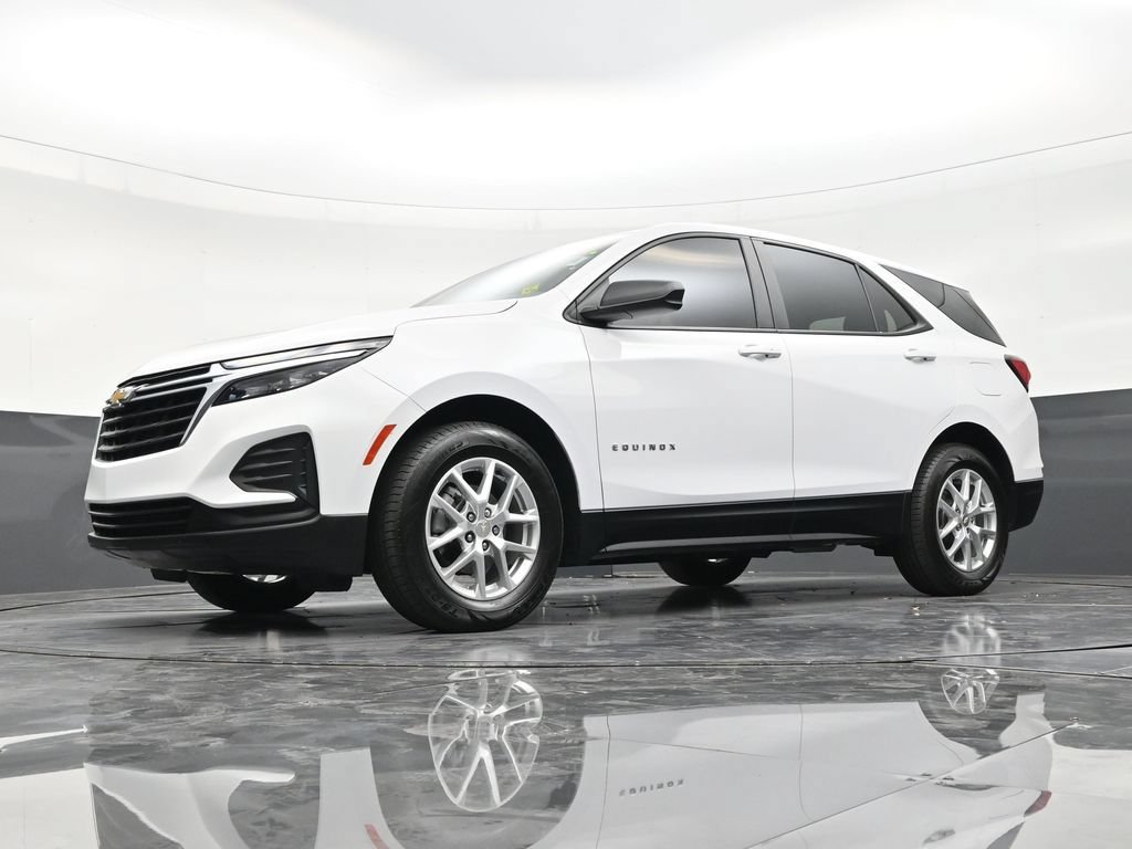 Used 2024 Chevrolet Equinox LS FWD image 20