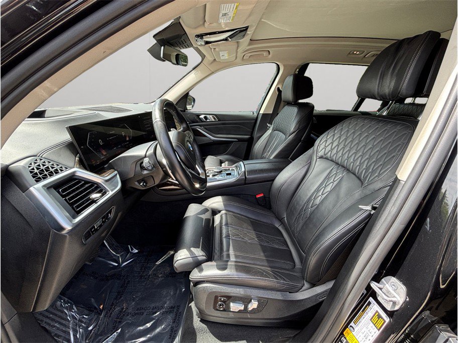 Used 2023 BMW X7 xDrive40i AWD/4WD image 2